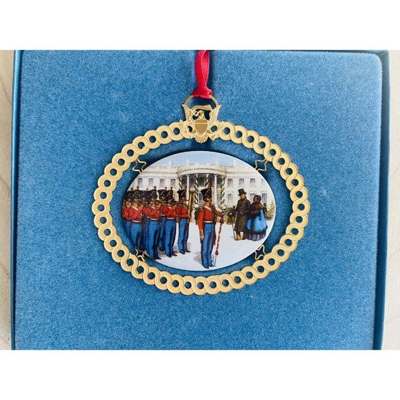 Christmas 1994 The White House Historical Assoc Ornament - Picture 2 of 8